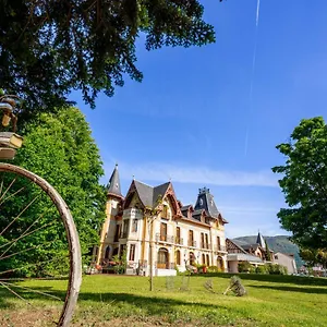 Le Manoir D'agnes Logis Restaurant Hotel Tarascon-sur-Ariege