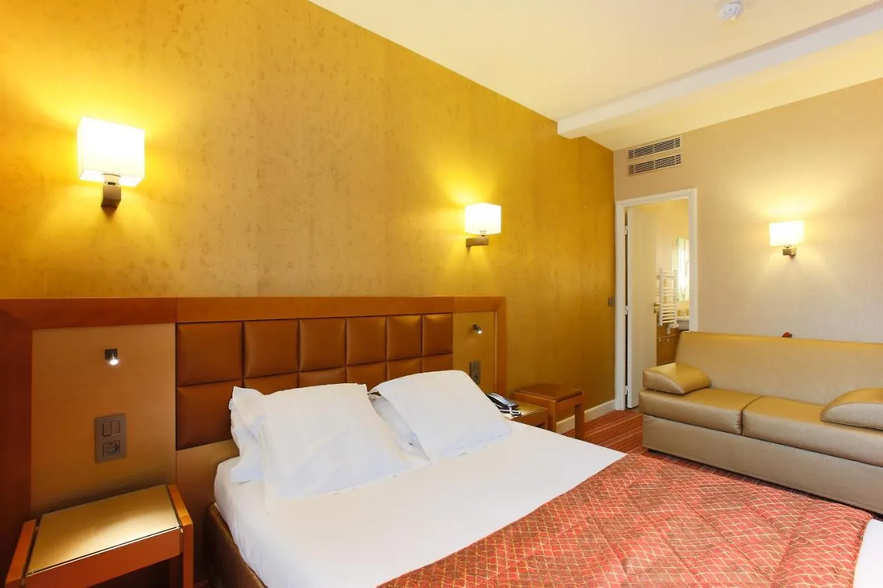 Hotel Bellevue Saint-Lazare Paris