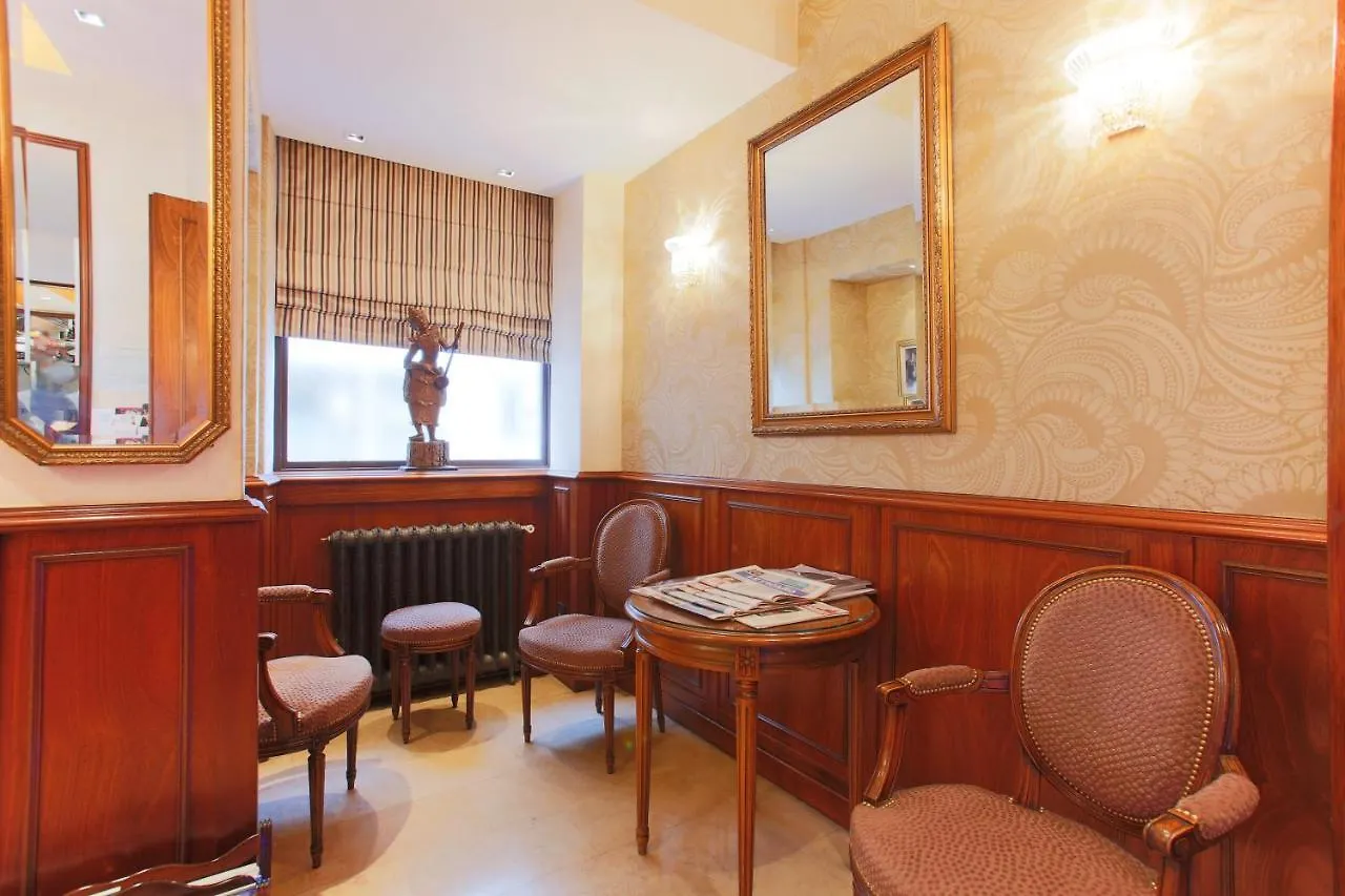 פריז Hotel Bellevue Saint-Lazare