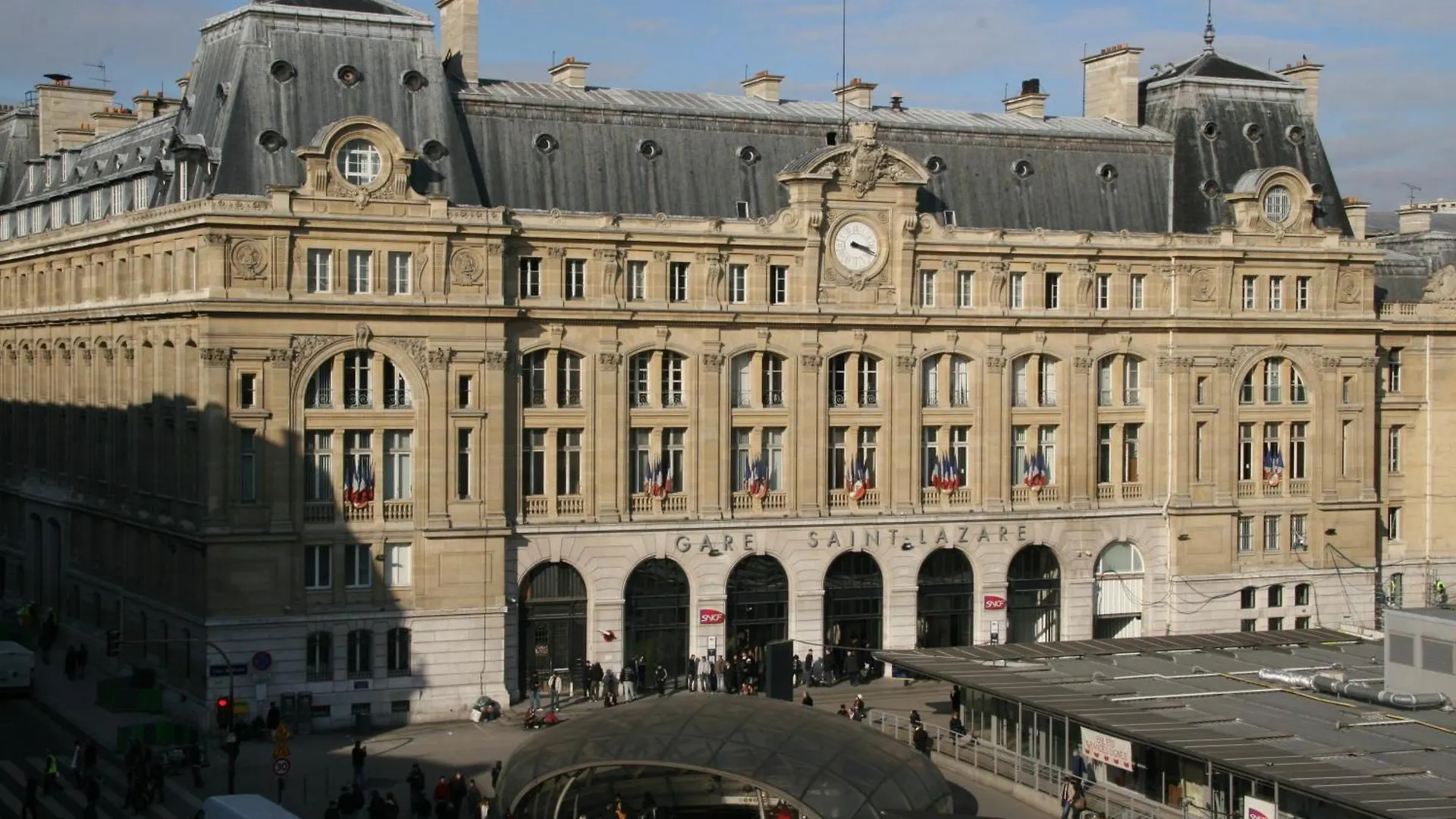 Hotel Bellevue Saint-Lazare Parigi